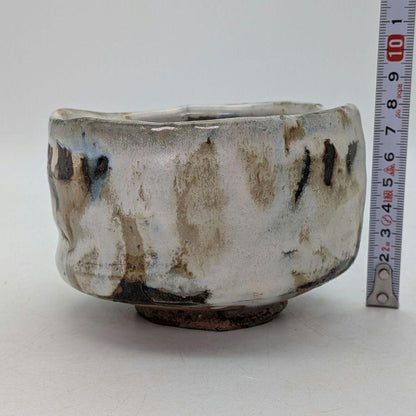Mino Nezumi-Shino Chawan — Iron & Indigo Landscape on White Glaze