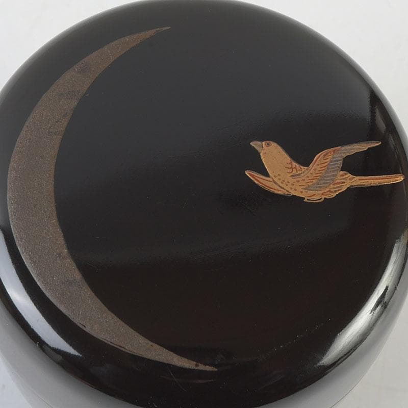 Sōkō Moon and Swallow Gold Maki-e Chu-Natsume with Kakitsuke Box