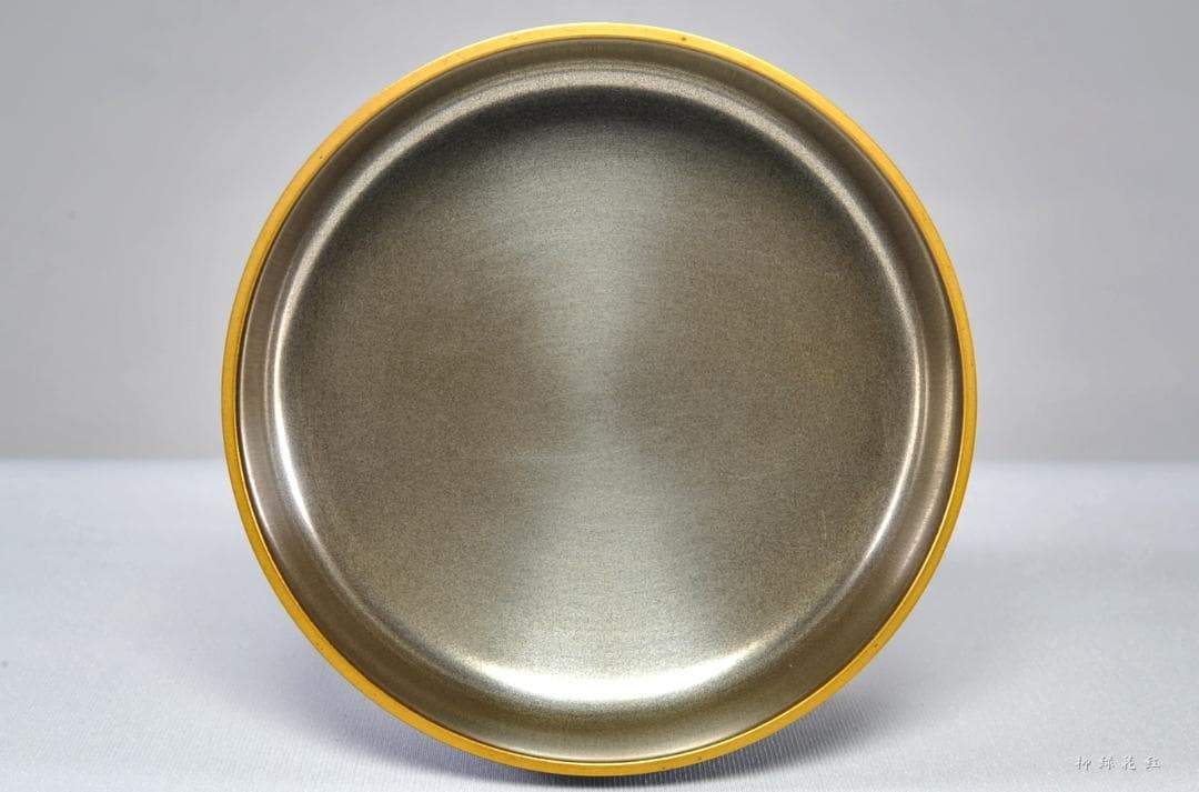 Katawaguruma Maki-e Oo-Natsume by Nakamura Soin — Kaga Lacquer Silver Interior