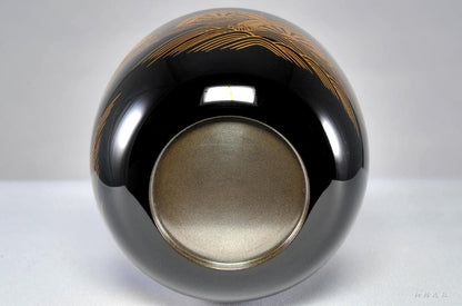 Katawaguruma Maki-e Oo-Natsume by Nakamura Soin — Kaga Lacquer Silver Interior