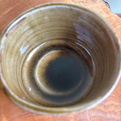 Yellow Ash Glaze Matcha Bowl by Kato Shunto — Seto Kiln, Signed Tomobako