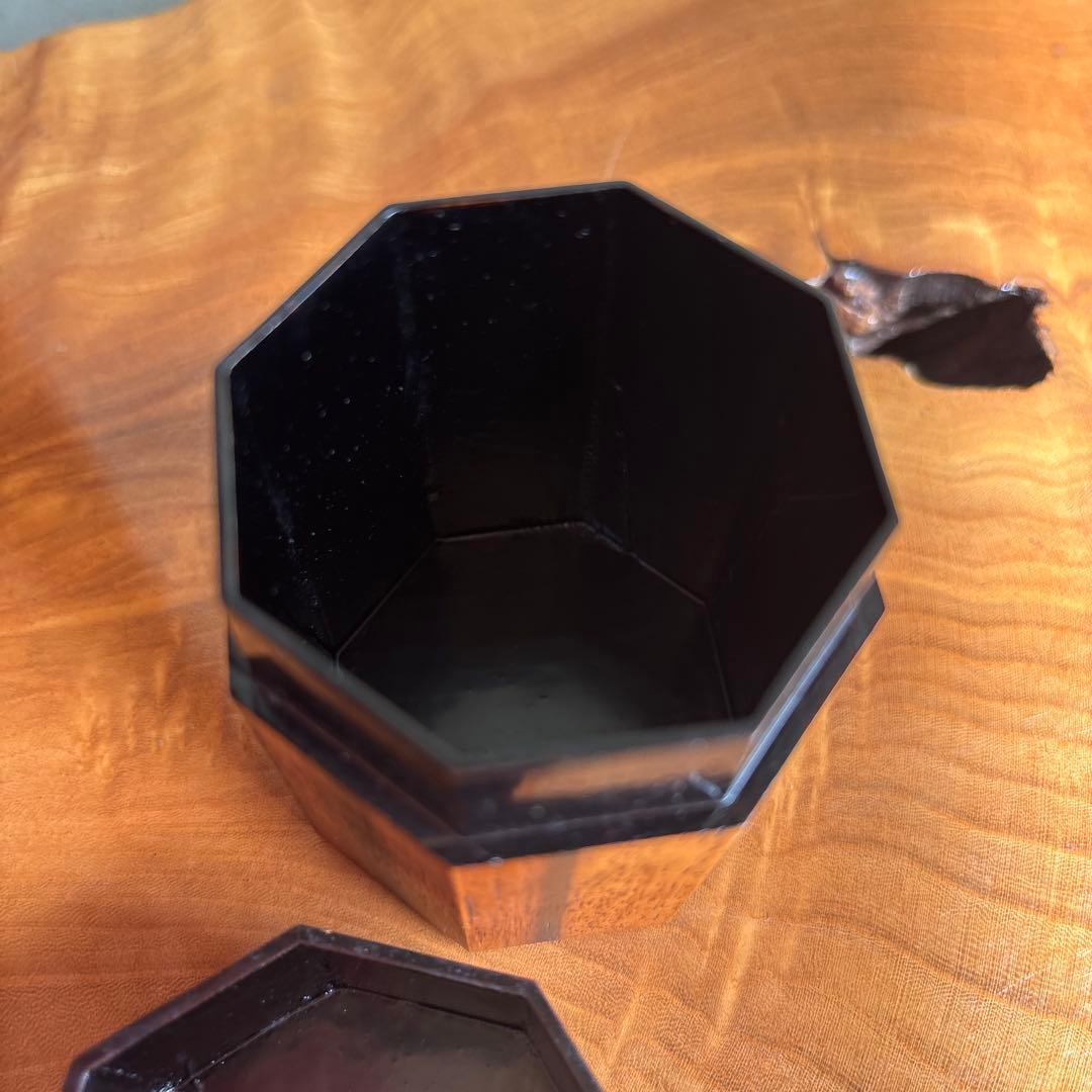 Kurogaki Tea Caddy by Yoshida Kasho — Bell Cricket Maki-e, Octagonal, Tomobako