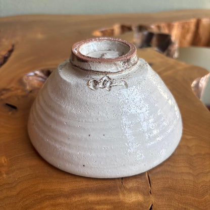 Kohiki Chawan by Yanase Katsushige, Hagi-Style Tea Bowl, Kubayashi Kiln, Signed Tomobako
