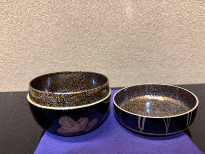 Murata Hyakusen Kaga Maki-e Hira-Natsume 'Shimekazari' - Gold Lacquer Tea Caddy