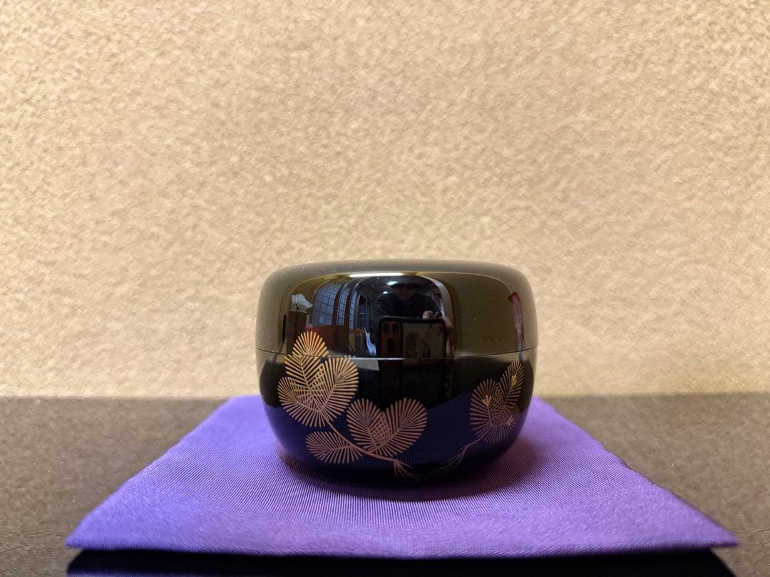 Murata Hyakusen Kaga Maki-e Hira-Natsume 'Shimekazari' - Gold Lacquer Tea Caddy