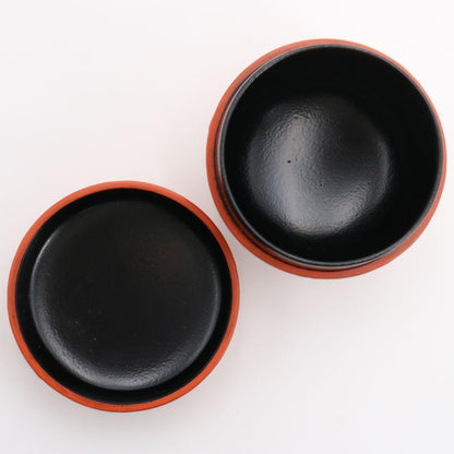 Kamakura-bori Chrysanthemum Chu-Natsume by Tanaka Kenchi - Carved Lacquer Tea Caddy