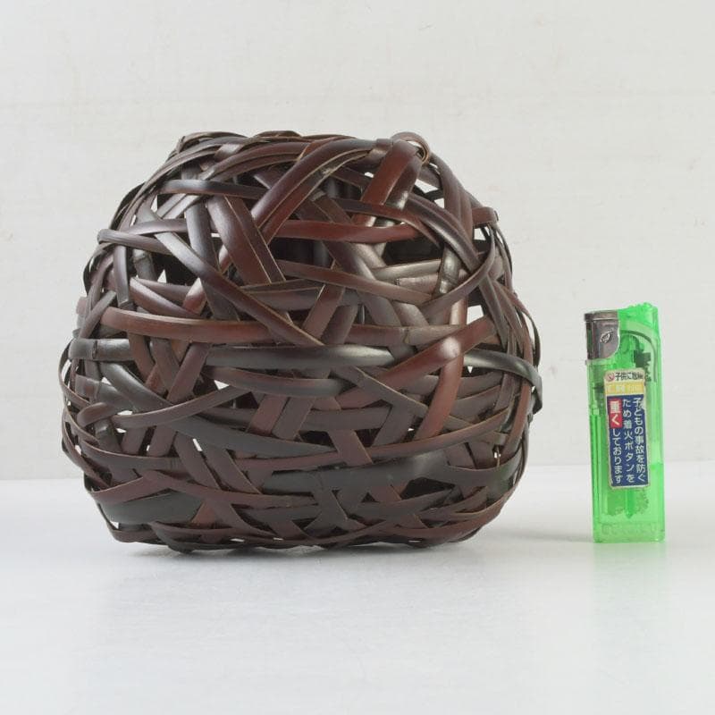 Hovibi Bamboo Flower Basket by Chikuhou Antique Craft Decor