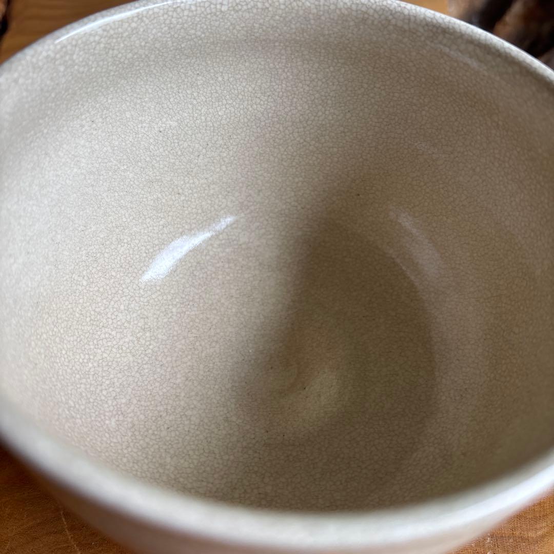 White Satsuma Matcha Bowl by Kozan — Shiro-Satsuma Chawan with Ivory Crackle Glaze, Signed Wooden Box