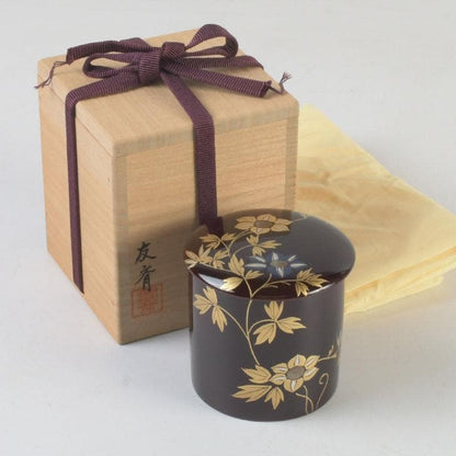 Kinrinji Maki-e Lacquer Natsume Tea Caddy by Yusai — Autumn Grasses on Tame-nuri, Signed Box