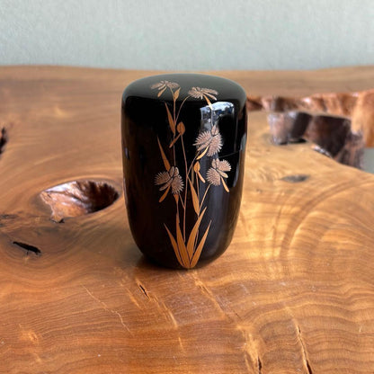 Izutsu Hosai | Naga-natsume Tall Tea Caddy | Sagiso Fringed Orchid Maki-e | Black Lacquer | Signed Box