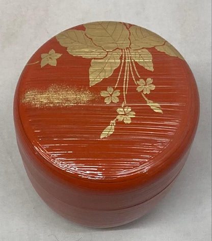 Kumagai Hideho Spring Field Maki-e Shu-Hakeme Chu-Natsume Vermillion Tea Caddy