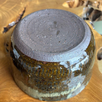 Shōdai Ware Water Jar by Chikashige Jitaro — Tenmoku and Ash Glaze, Black Lacquer Lid