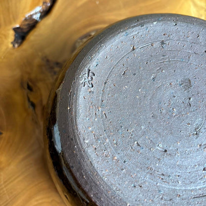 Shōdai Ware Water Jar by Chikashige Jitaro — Tenmoku and Ash Glaze, Black Lacquer Lid