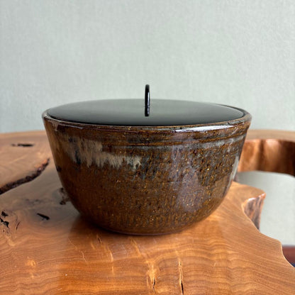 Shōdai Ware Water Jar by Chikashige Jitaro — Tenmoku and Ash Glaze, Black Lacquer Lid