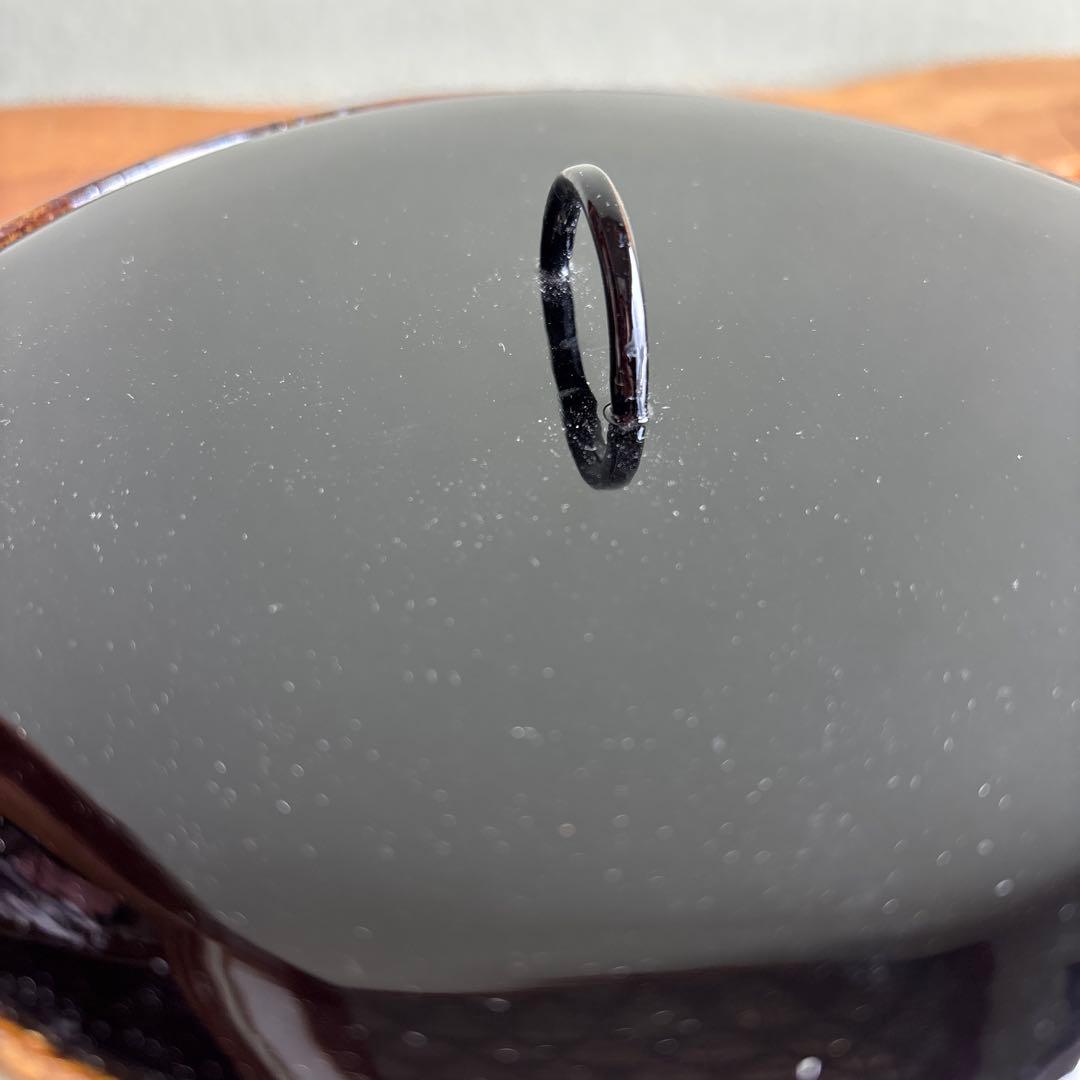 Shōdai Ware Water Jar by Chikashige Jitaro — Tenmoku and Ash Glaze, Black Lacquer Lid