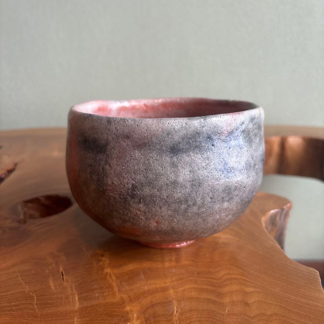 Fujisawa Kurizan Aka-Raku Tea Bowl, Signed Tomobako