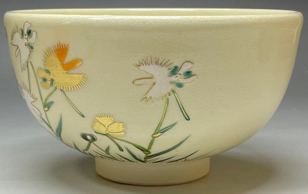 Wakita Yuho Chawan — Iro-e Michidori-kusa-no-e, Kyo-yaki Tea Bowl, Tomobako, Tomobuno, Shiori