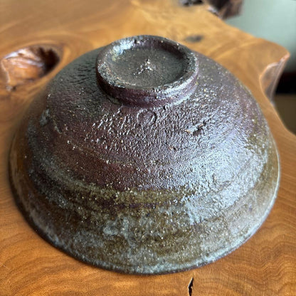 Takatsuru Jun Kannon-do-yaki Hirachawan — Volcanic Interior Glaze