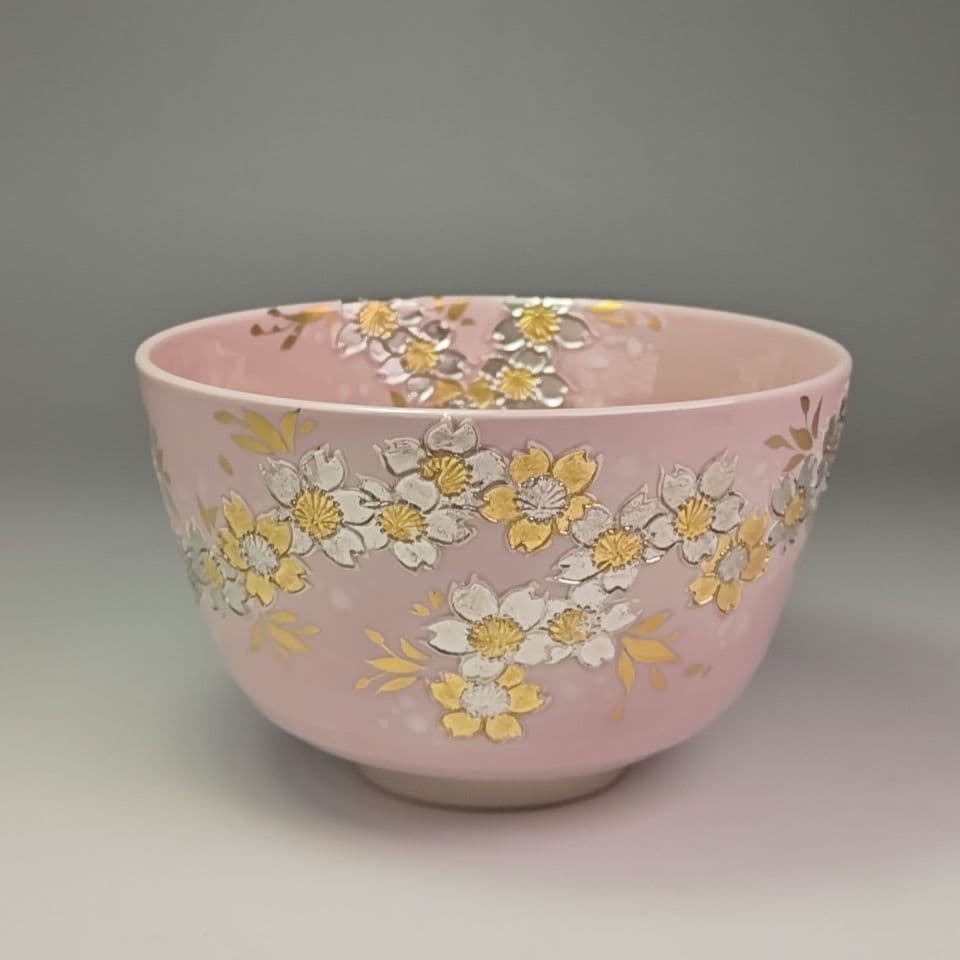 Yamamoto Ichinyo Kōchi Ware Tea Bowl — Pale Pink, Sakura-Zukushi Gold & Silver, Kyoto Ware