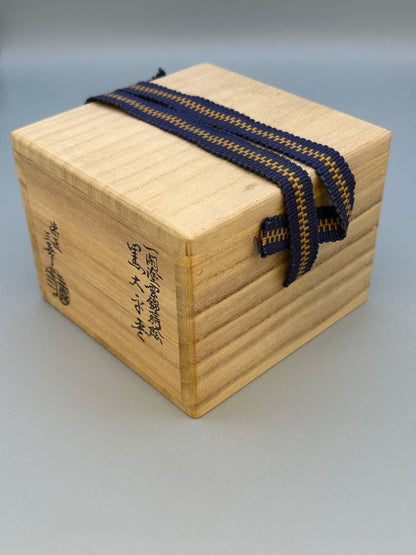 Matsunaga Mikizo Unkin Maki-e Black Lacquer O-Natsume, Signed Box