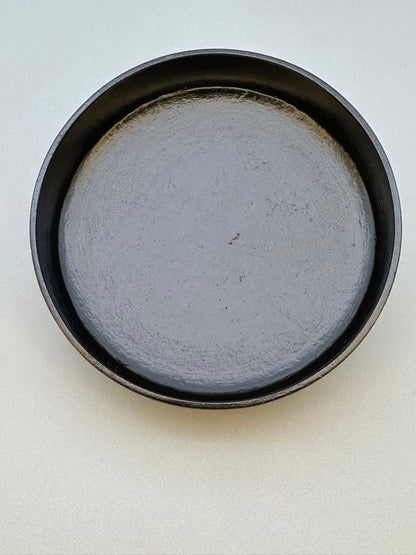 Matsunaga Mikizo Unkin Maki-e Black Lacquer O-Natsume, Signed Box