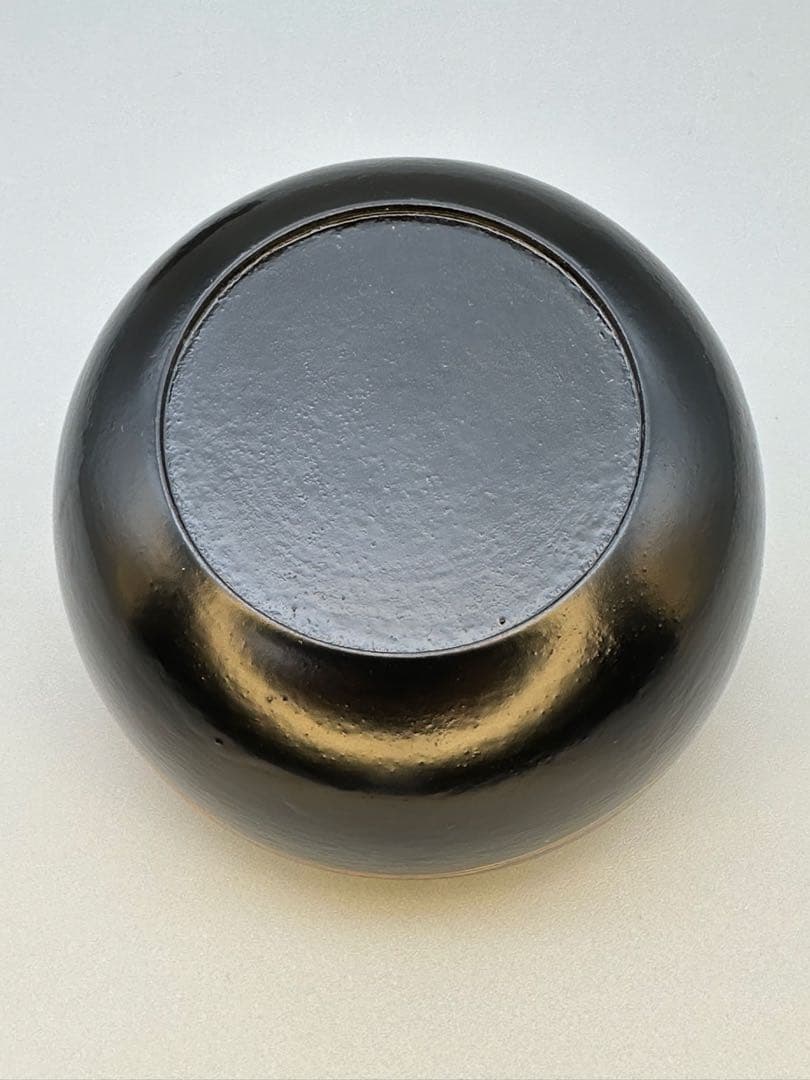 Matsunaga Mikizo Unkin Maki-e Black Lacquer O-Natsume, Signed Box