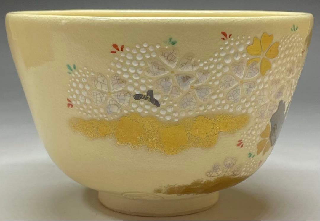 Kyo-ware Iro-e Cherry Blossom Tea Bowl — Hashimoto Jogaku, Narutaki Kiln