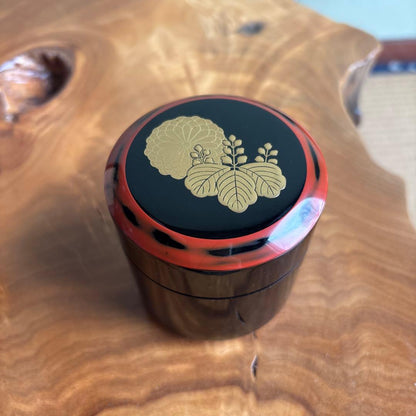 Nakatani Shusai Kiku Kiri Maki-e Yukifuki Natsume Tea Caddy Gold Lacquer