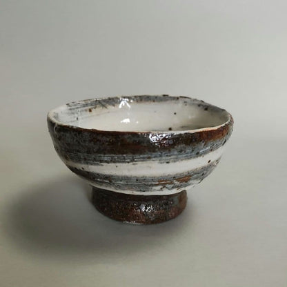 Ogawa Tetsuo Hakeme Guinomi — White Brush Slip Over Iron Clay