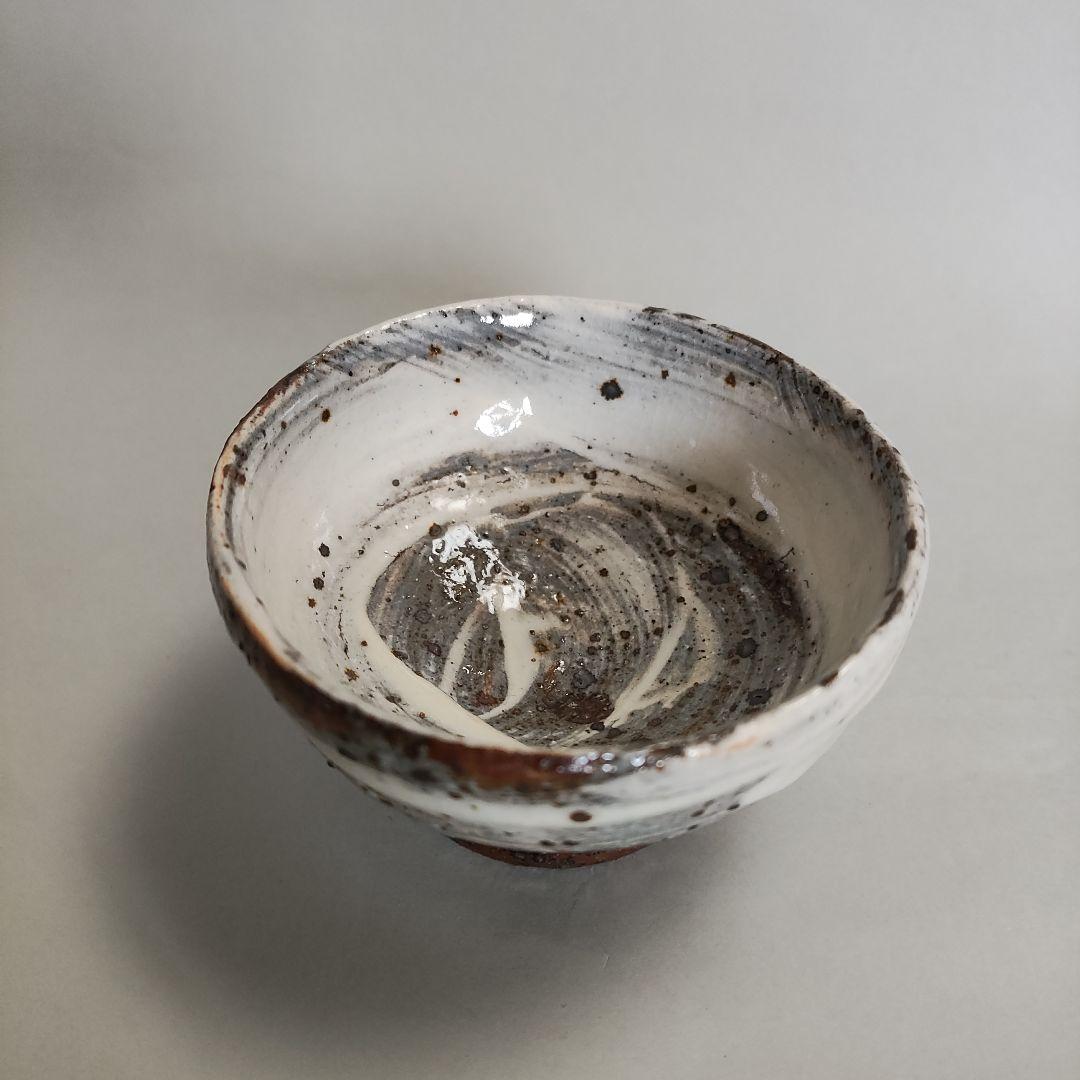 Ogawa Tetsuo Hakeme Guinomi — White Brush Slip Over Iron Clay