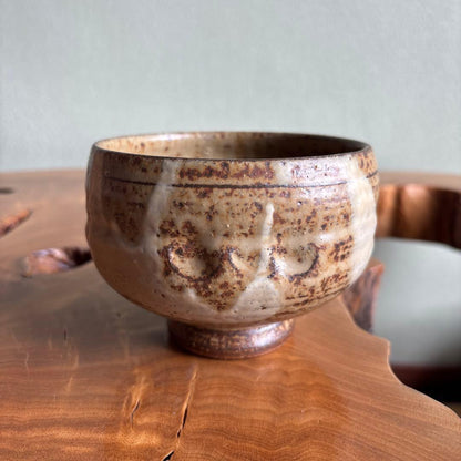 Irabo Chawan — Otaru Kiln, Amber Glaze, Memorial Inscription, Tomobako | Tea Bowl