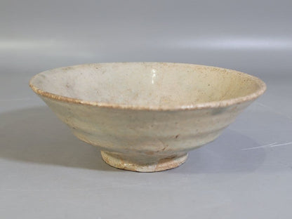 Joseon Dynasty White Porcelain Shallow Bowl — Korean Baekja Hirawan with Japanese Tomobako