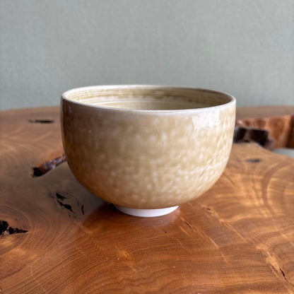 Maeda Yasuaki (Taimei) Ki-Seto Style Chawan Tea Bowl, Signed Box