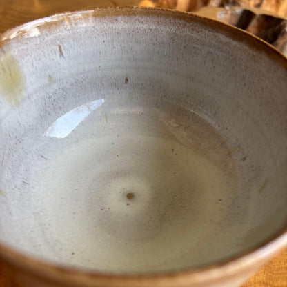 Takatori Ware Chawan — Nagashi Ash Glaze by Kamei Rakuzan, Tomobako