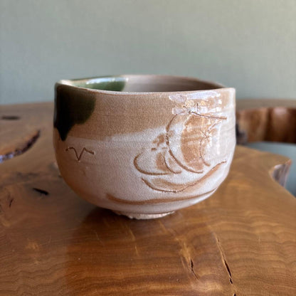 Taniguchi Meiichi Oribe-Style Chawan — Gourd Motif, Wood Box