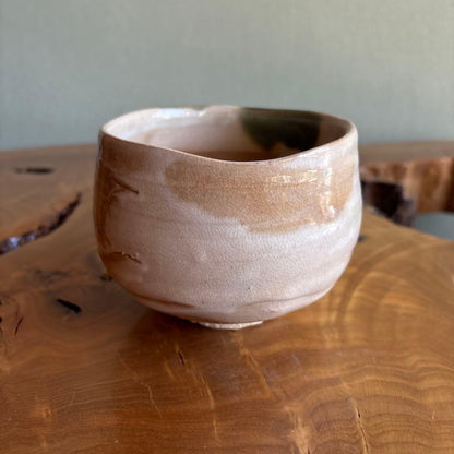 Taniguchi Meiichi Oribe-Style Chawan — Gourd Motif, Wood Box