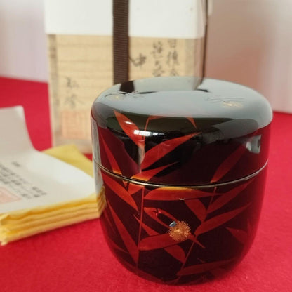 Nishimura Komine Natsume | Black Lacquer | Sasa and Hotaru Maki-e | Firefly and Bamboo