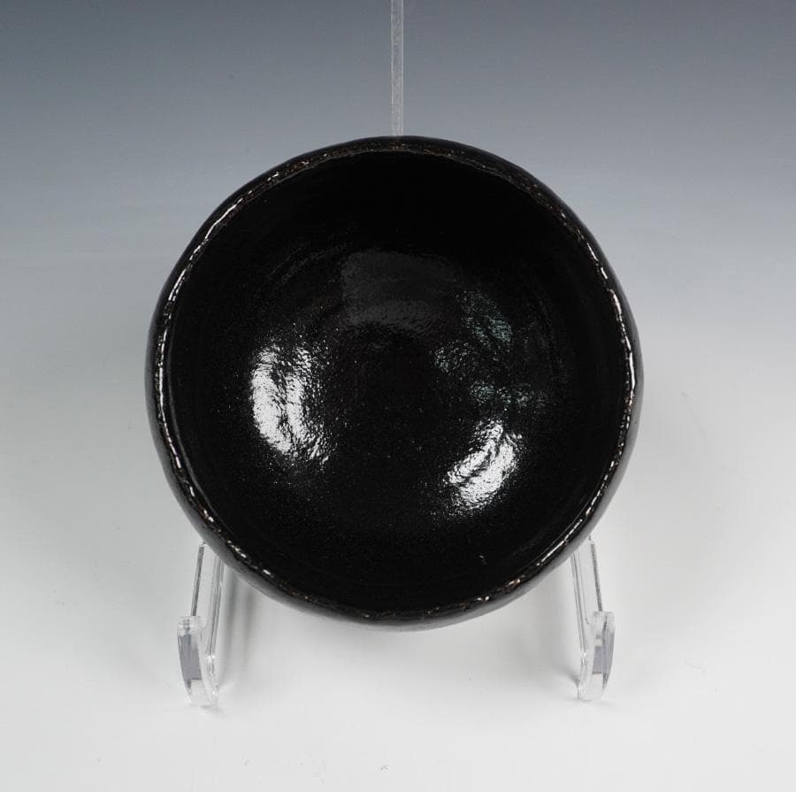 Kiyomizuyaki Black Raku Chawan "Chinenno Midori" — Young Pine Motif with Inscription Box