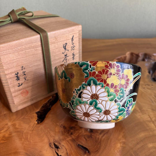 Kyoto-yaki Chrysanthemum Enameled Matcha Bowl by Okada Sekiun