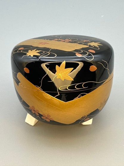 Hana-Ikada Makie Natsume by Chikujo Chikuryo — Flower Raft Lacquer Tea Caddy, Silver Interior