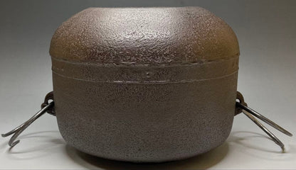 Kakuya Ikkei Living National Treasure Mandaiyu Kama Iron Tea Kettle Tomobako