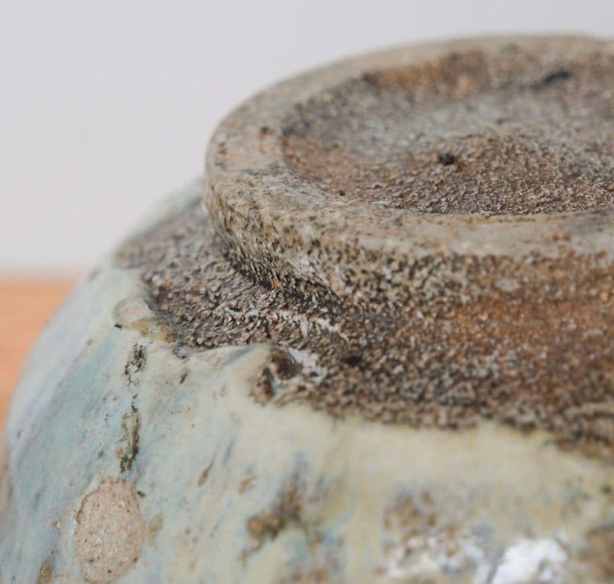 Madara Karatsu Chawan by Hamamoto Yoshiyuki — Mottled Straw Ash Tea Bowl from Sanri Kiln