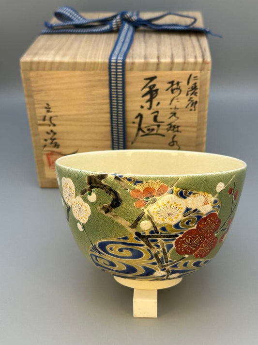 Plum Chawan by Tsuji Kozan – Japanese Tea Bowl – Korin Water Pattern – Japan