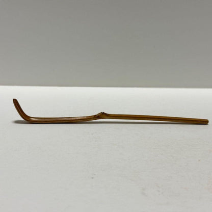 Nanzenji Susudake Chashaku Sennen no Midori - Aged Bamboo Tea Scoop with Box