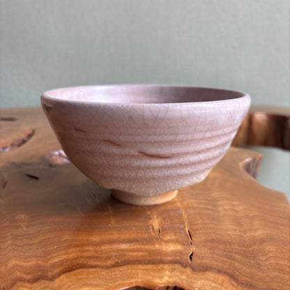 Gohon-de Matcha Bowl by Kaike-gama, Yonago — Warm Pink Crackle Glaze with Tomobako