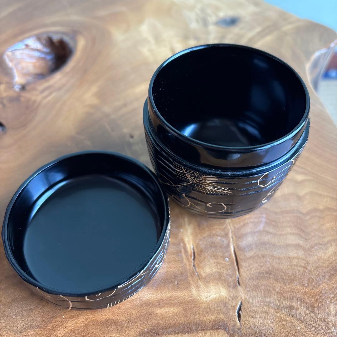 Tantansai-Gonomi Ori-Dame Natsume 'Matsu-Karakusa' - Gold Maki-e Tea Caddy