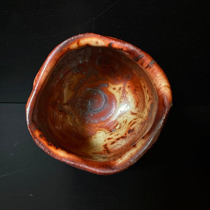 Beni-Shino 'Honoo-mai' Chawan by Yamada Kazu, Disciple of Tōkurō — Echizen, with Tomobako