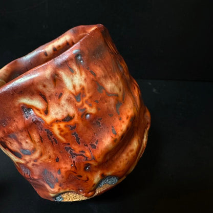 Beni-Shino 'Honoo-mai' Chawan by Yamada Kazu, Disciple of Tōkurō — Echizen, with Tomobako