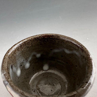 Red Plum Blossom Sake Cup by Arakawa Takeo - Suigetsu Kiln Mino Ware