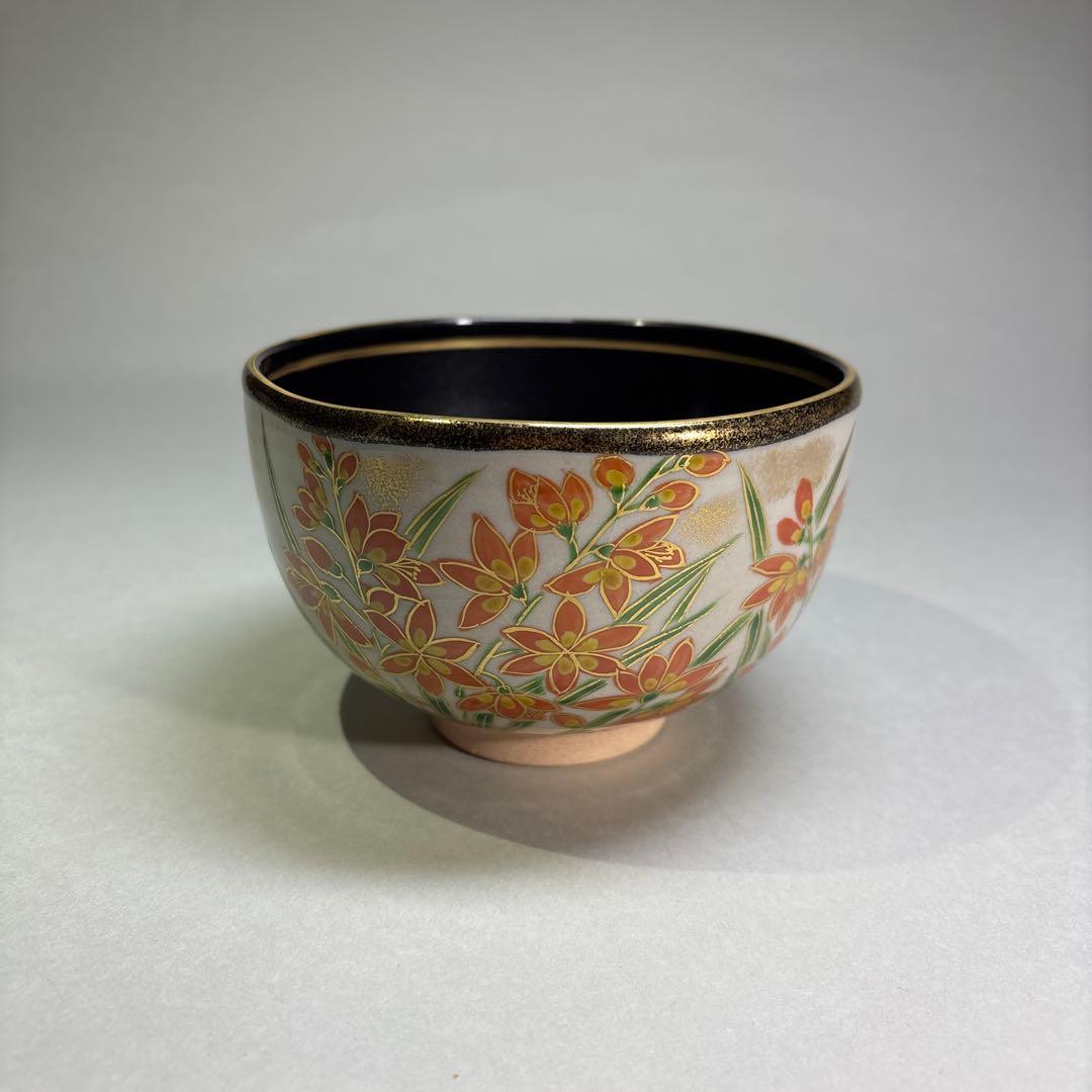 Iris Style Tea Bowl by Ikkyu-gama – Japanese Chawan – Summer Flower Art – Japan